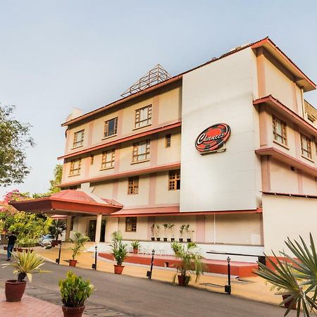 Chances Resort And Casino An Indy Resort Panaji Ngoại thất bức ảnh